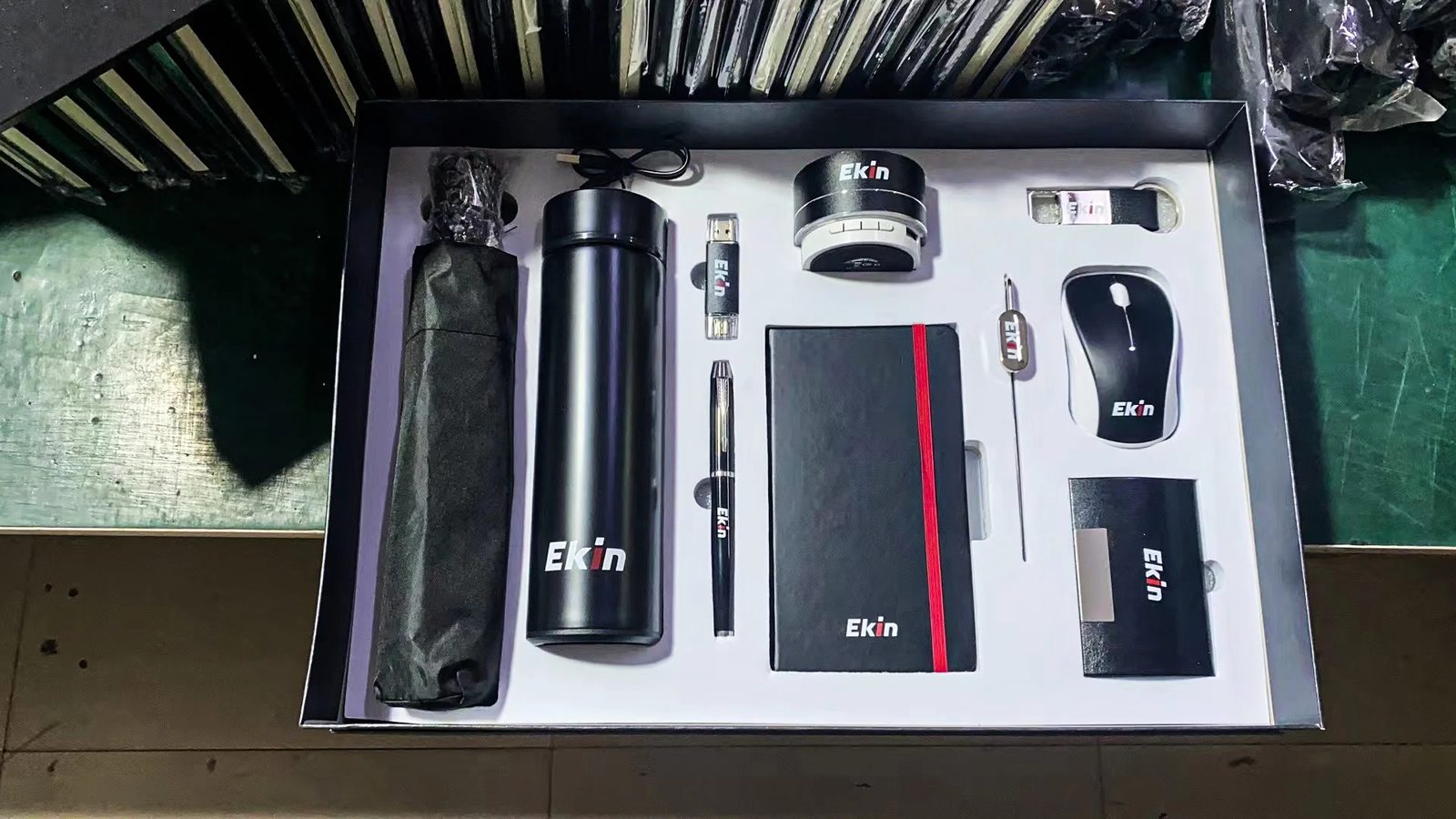 Premium Corporate Gift Set with Stainless Steel Bottle, Umbrella & Tech Accessories gallery 1