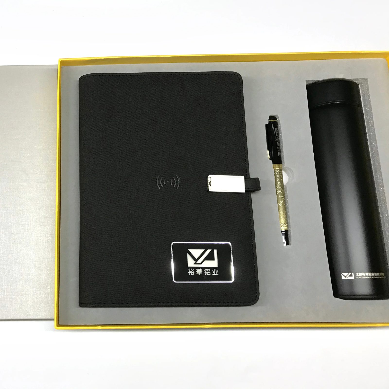 Power bank notebook: 8,000mAh + light up logo 7 colors + wireless charger 5W + USB 16GB Gift Set gallery 3