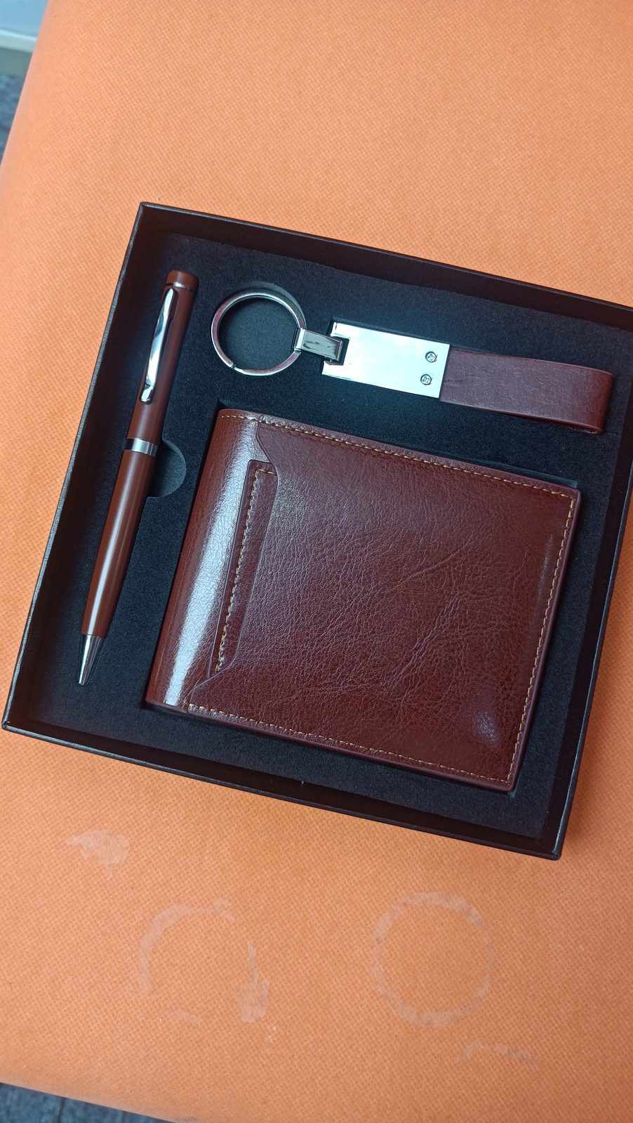 Metal + PU Keychain, Metal Pen and PU Wallet Gift Set gallery 2