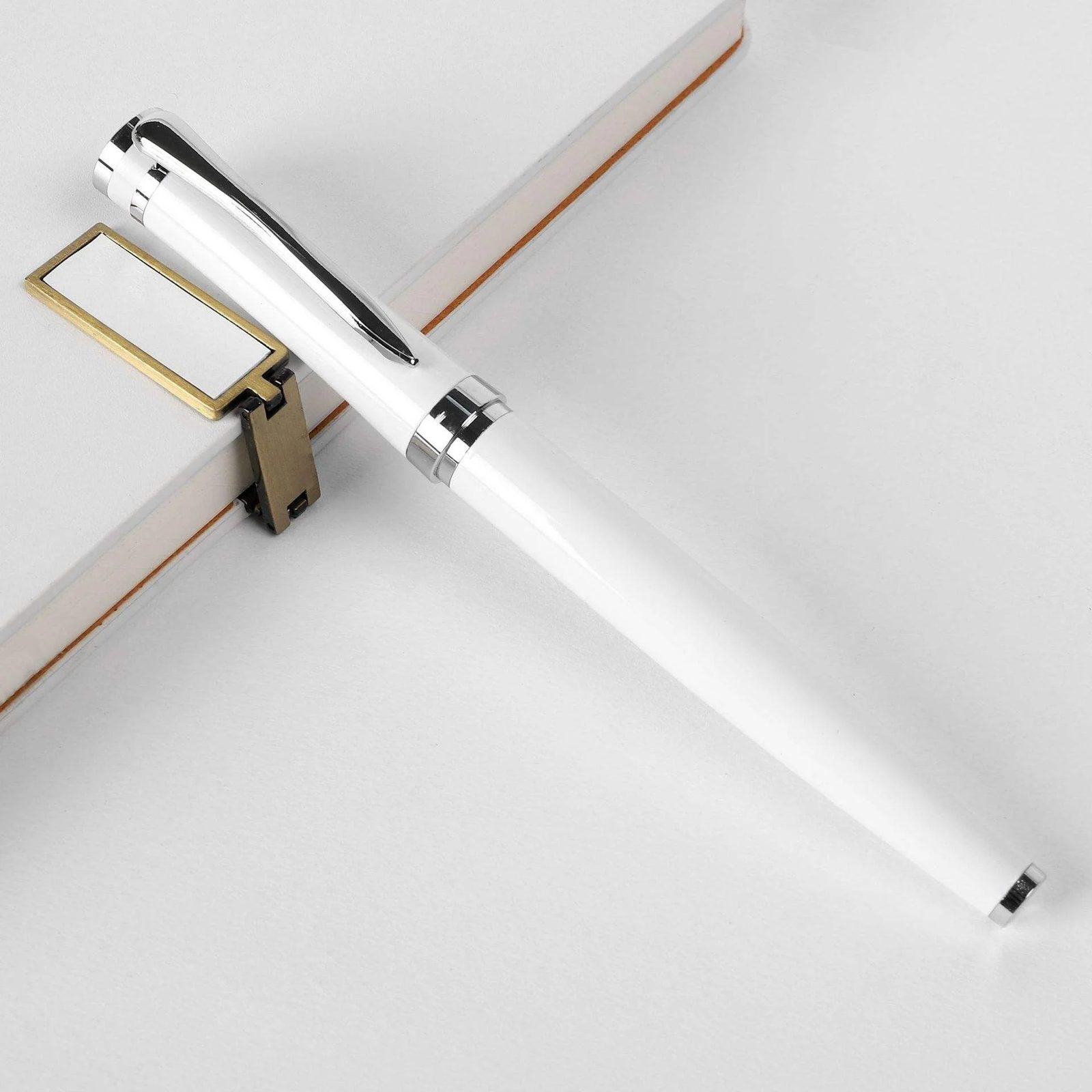 A5 Perfect Binding Notebook, Metal Pen and PU Cardholder Gift Set gallery 1
