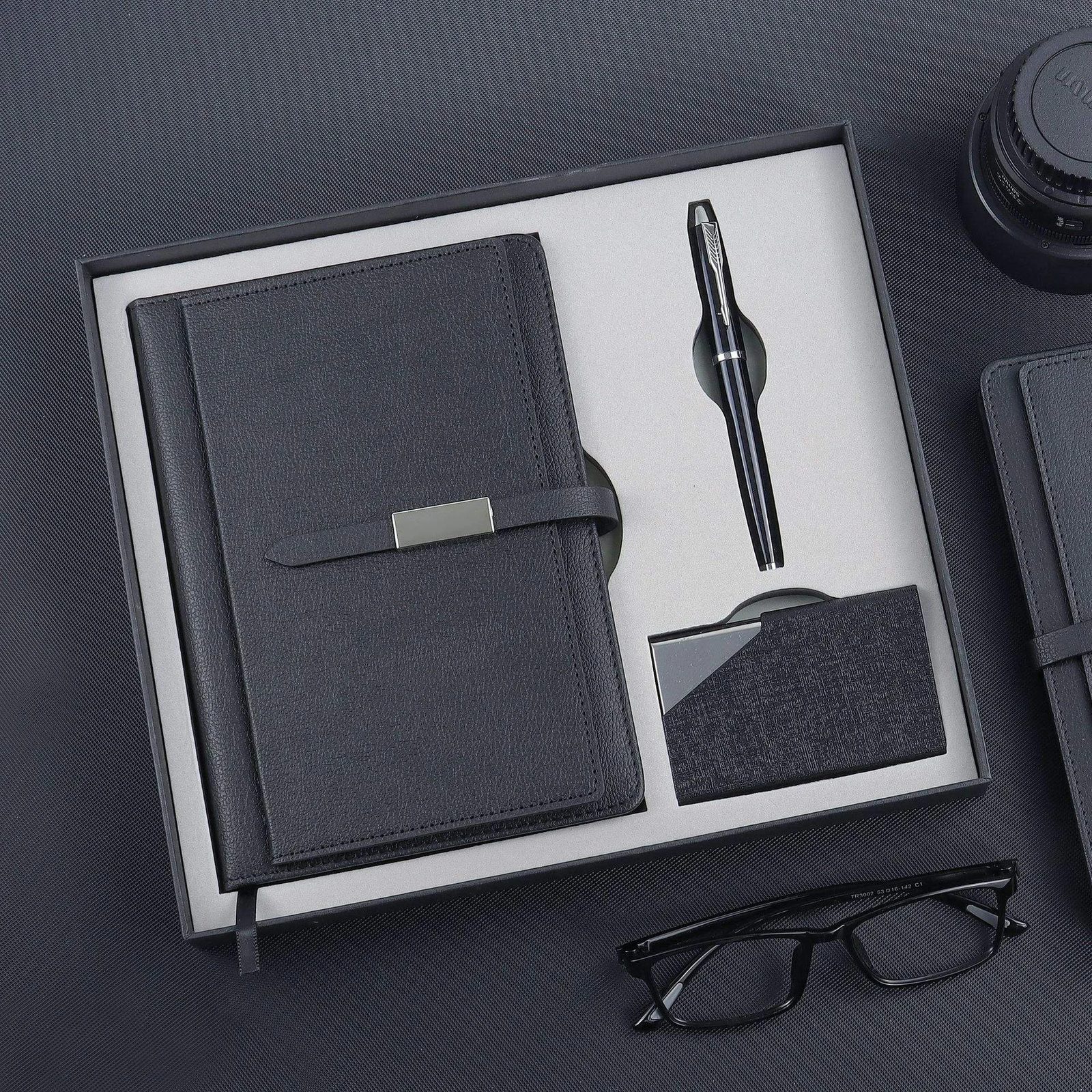 A5 Perfect Binding Notebook, Metal Pen and PU Cardholder Gift Set gallery 4