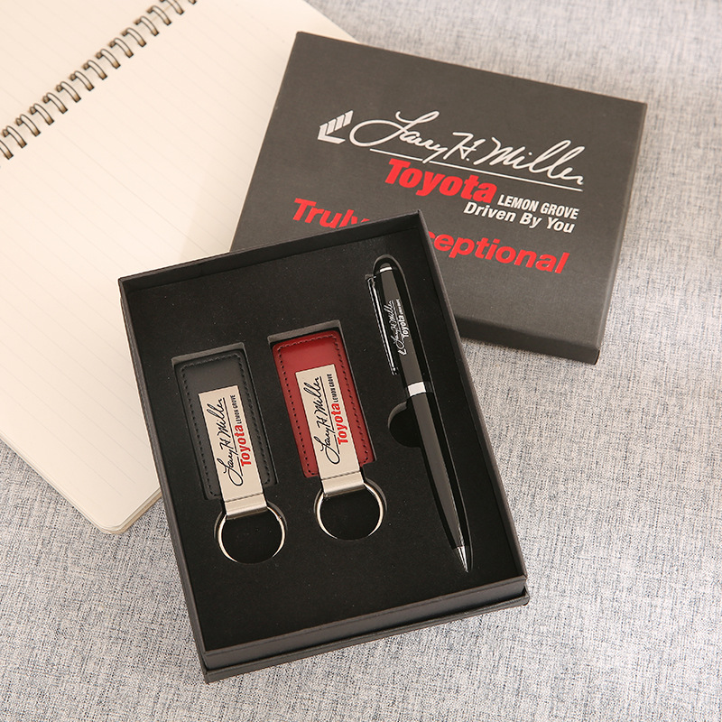 Keychain x 2 pcs and Metal Pen Gift Set