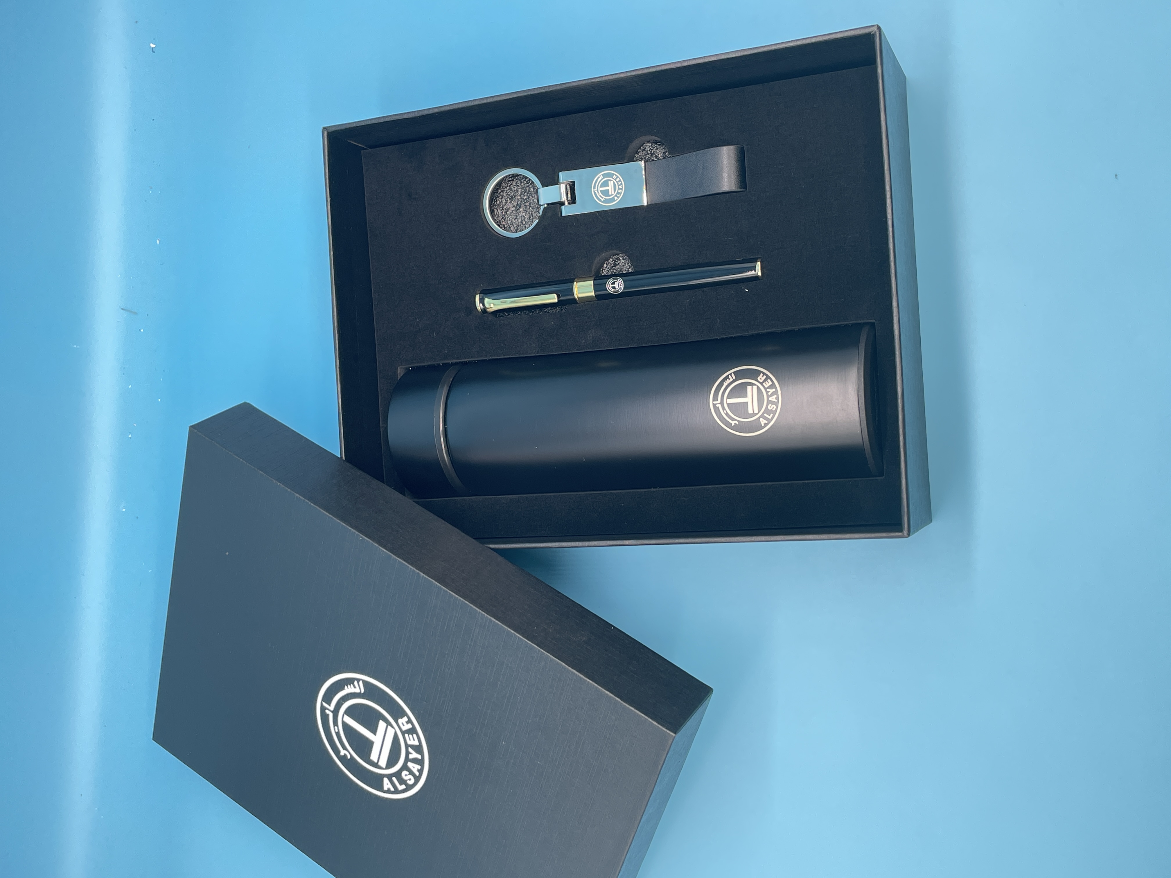 Custom Corporate Gift Set with Keychain, Metal Pen, and 304 Stainless Steel Bottle