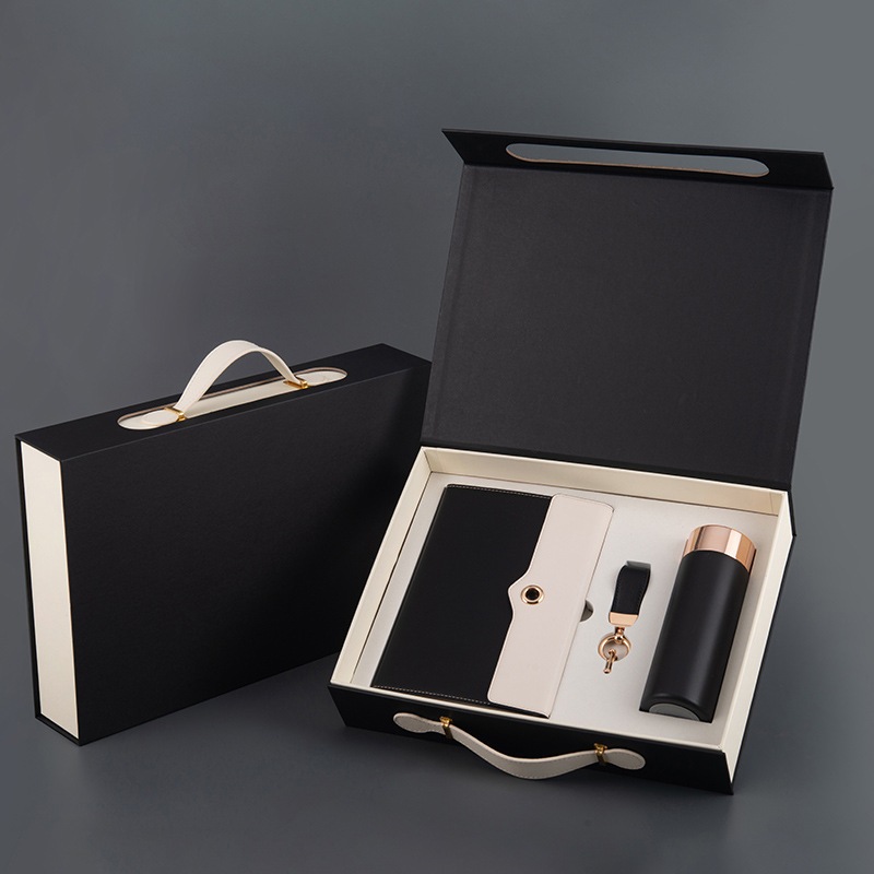 A5 Notebook, Keychain and Thermal Cup Gift Set