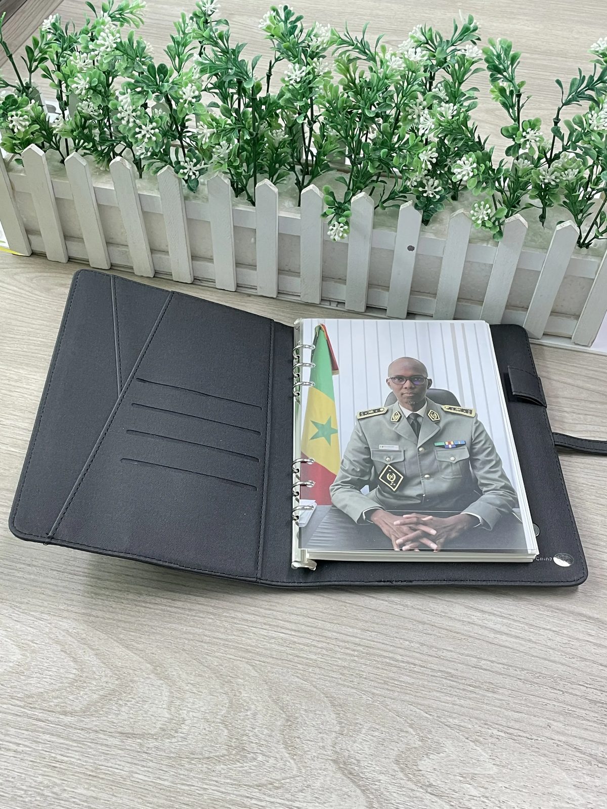 Power bank notebook: 8,000mAh + Gift Set gallery 1