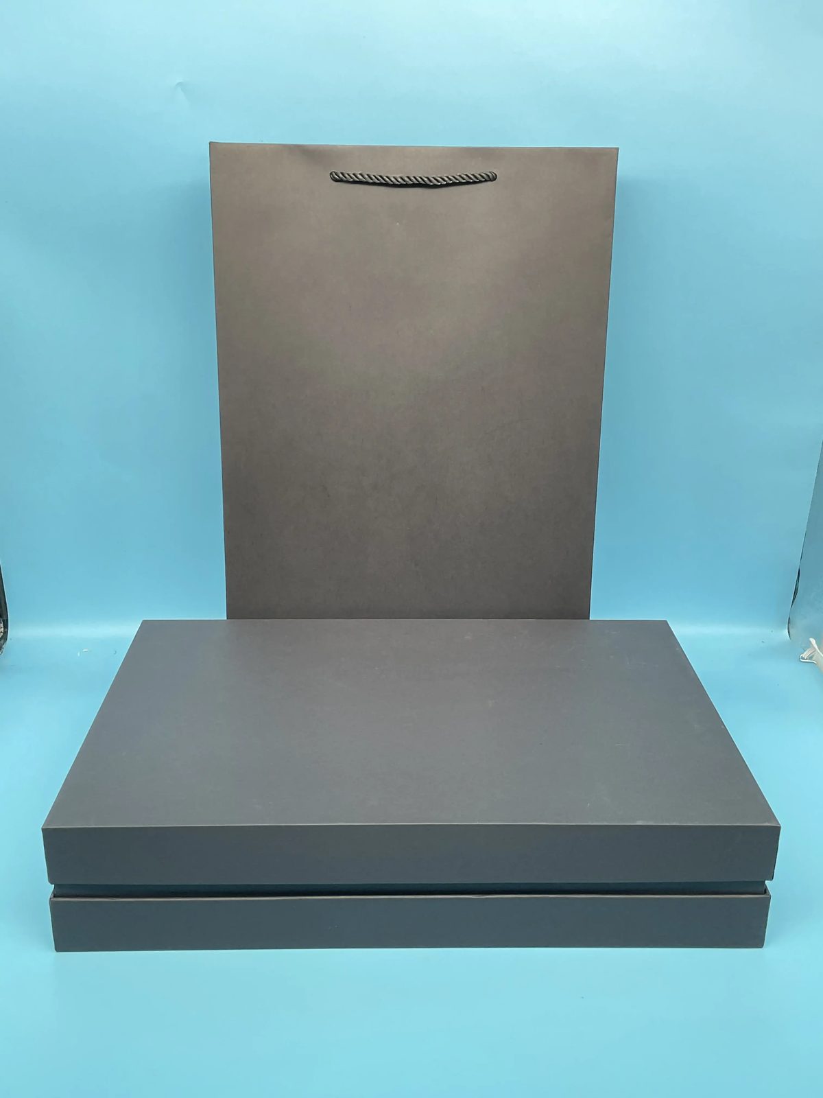 Premium Corporate Gift Set with Vacuum Cup, Notebook, Mini Speaker & Metal Pen gallery 2