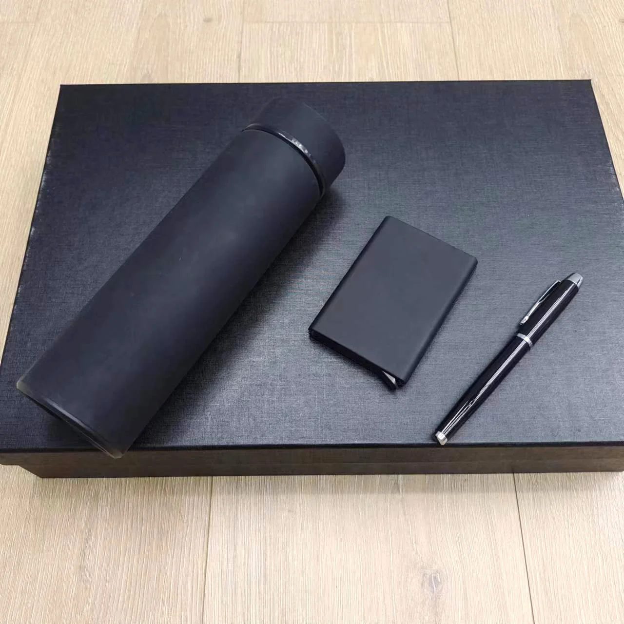 304 stainless bottle (without temperature display) Gift Set gallery 3