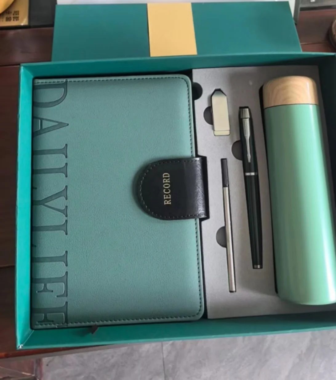 304 Stainless Steel Thermos Cup with Wood Cover, Metal Pen, 16GB USB Flash Drive and A5 Notebook Gift Set gallery 1