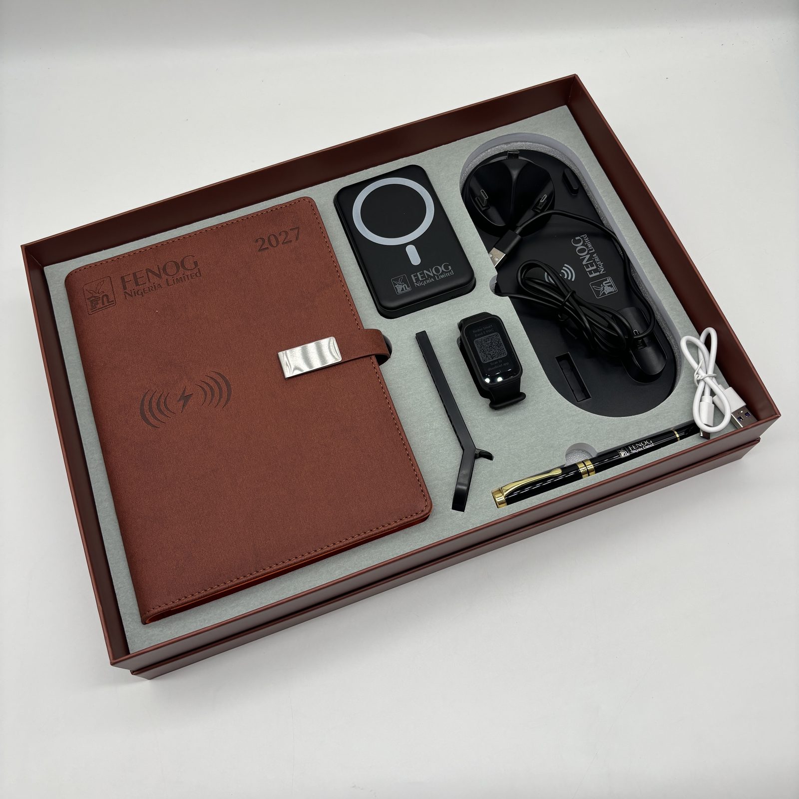 Gift box contain： — M-GS544