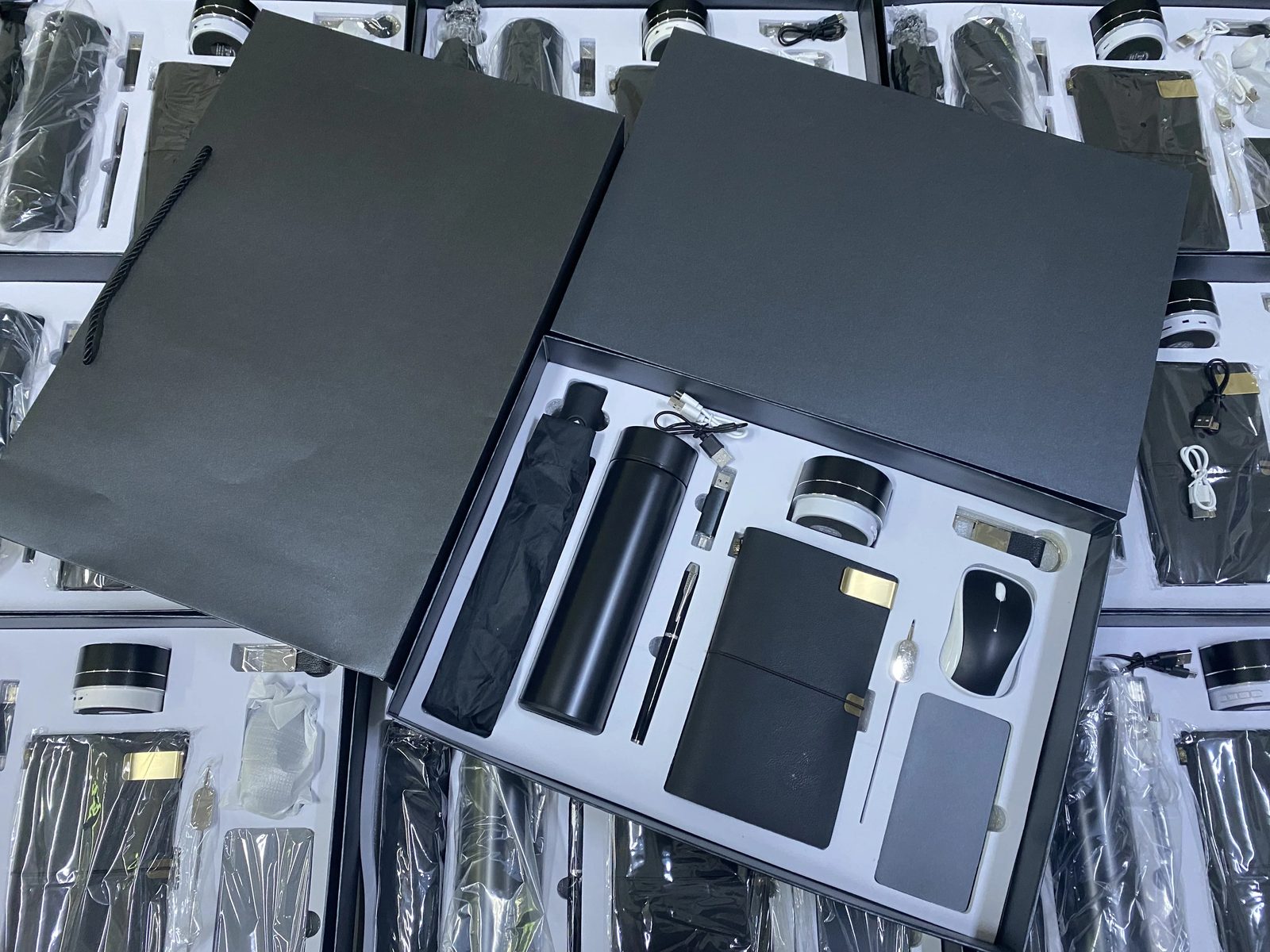Premium Corporate Gift Set with Stainless Steel Bottle, Power Bank & Bluetooth Speaker gallery 5