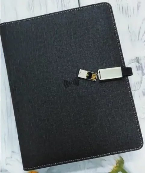 Power bank: 8,000mAh gallery 1