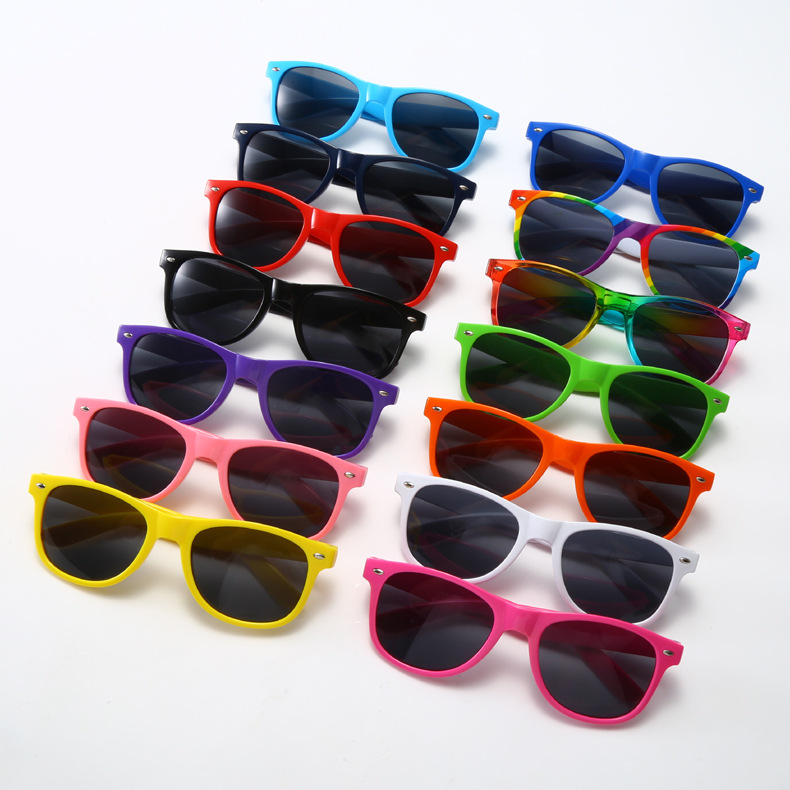 Material：Polycarbonate      UV protection grade: 400NM